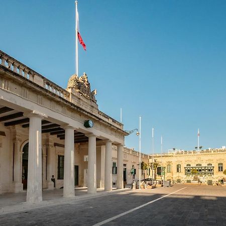 Valletta Main Street Apartment Deluxe Ngoại thất bức ảnh