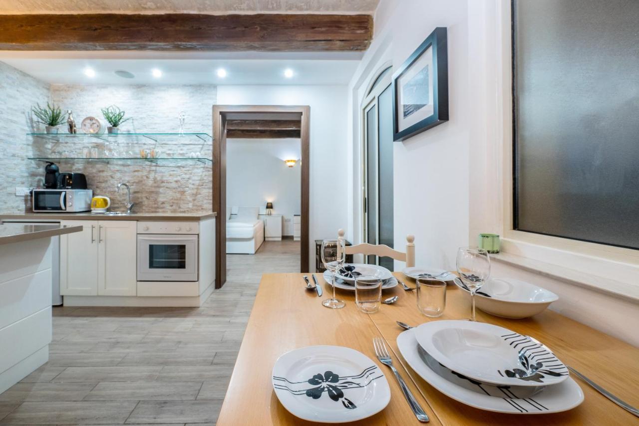 Valletta Main Street Apartment Deluxe Ngoại thất bức ảnh