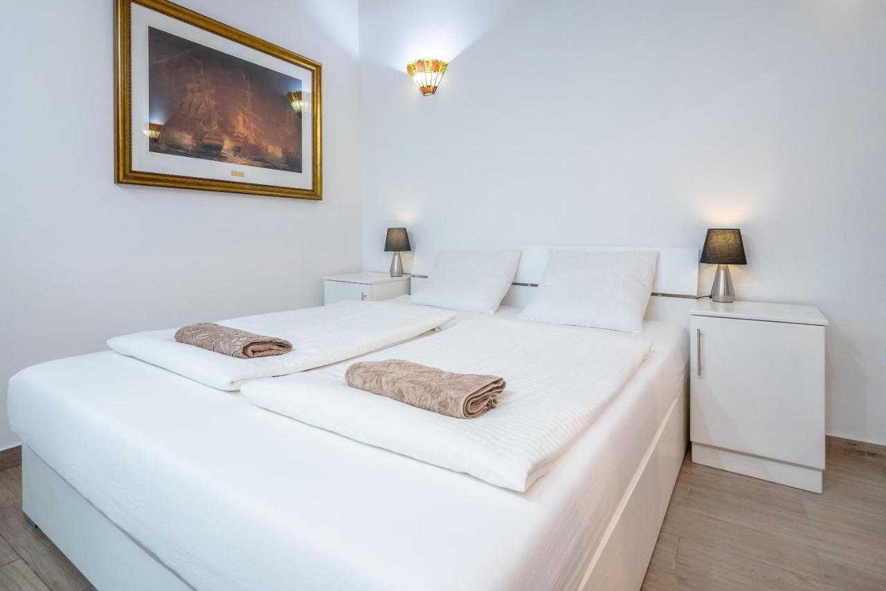 Valletta Main Street Apartment Deluxe Ngoại thất bức ảnh