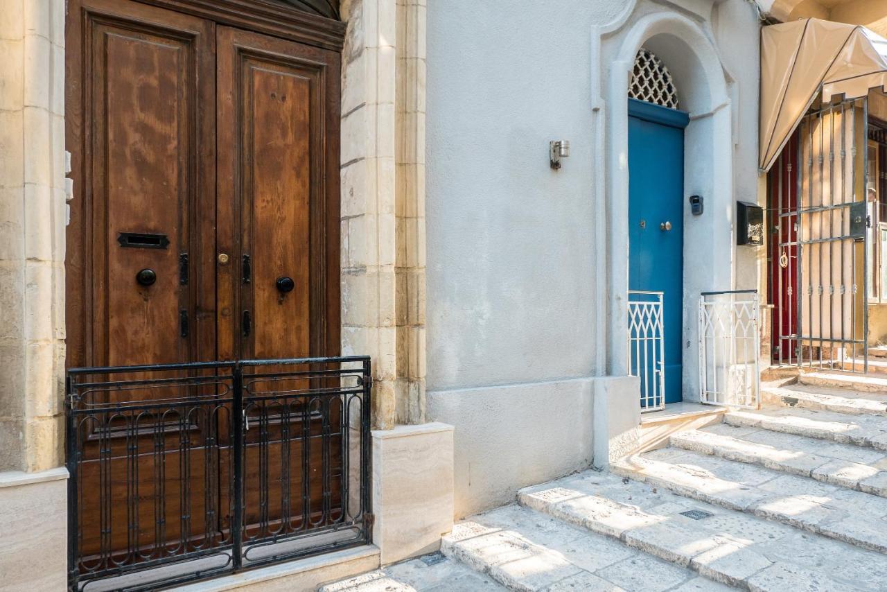 Valletta Main Street Apartment Deluxe Ngoại thất bức ảnh