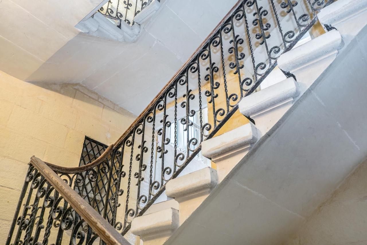 Valletta Main Street Apartment Deluxe Ngoại thất bức ảnh